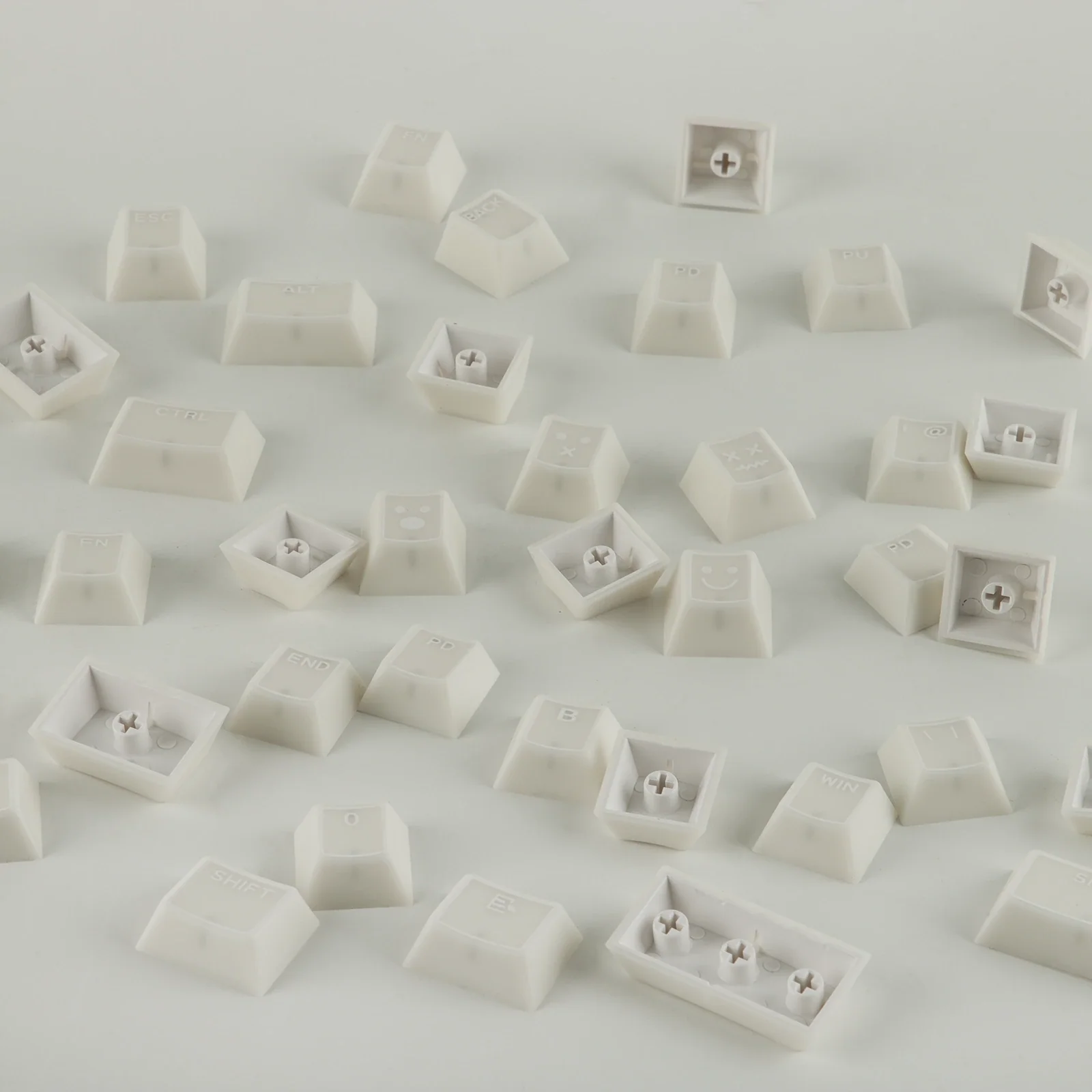 EPOMAKER Glintrix Keycaps Set - Image 31